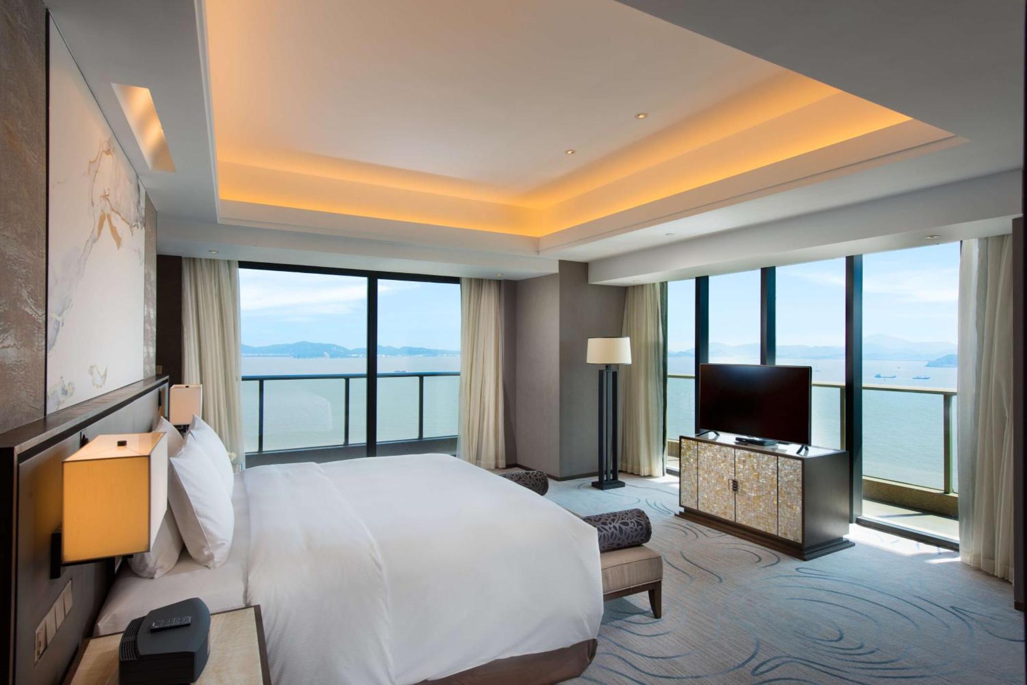 Hilton Zhoushan Exterior photo